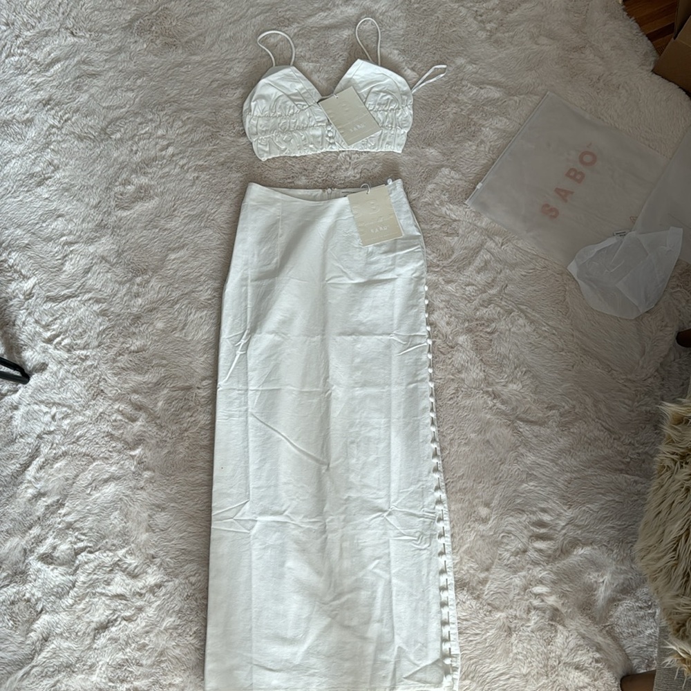 SABO white skirt and crop set